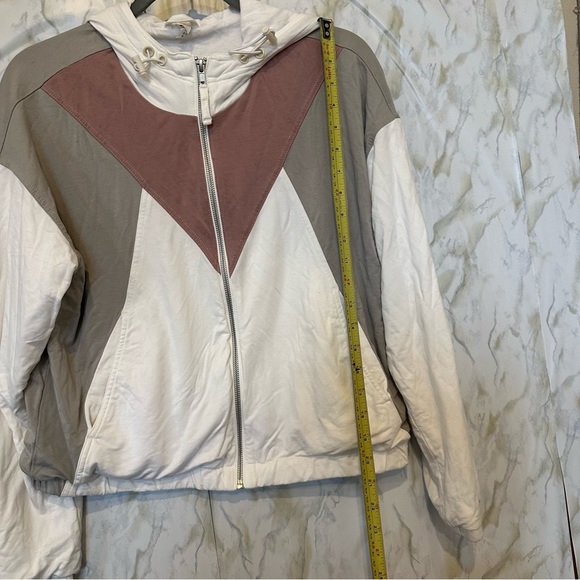 Zyia small zip jacket grey pink white pockets drawstring hooded activewear cozy - Picture 4 of 7